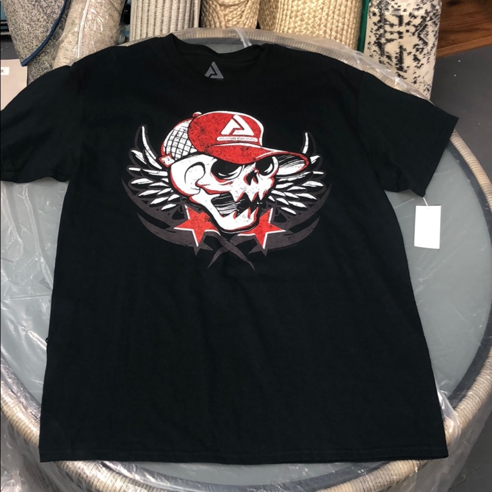 NWT Men’s Audio Control Graphic t-Shirt